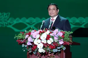 Thủ tướng đề nghị Vietcombank từng bước vươn tầm khu vực và thế giới