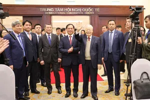 Tổng Bí thư Nguyễn Phú Trọng đến dự Hội nghị ngoại giao 32. Ảnh: QUANG PHÚC