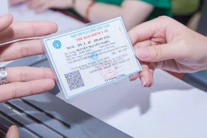 Chính phủ yêu cầu xác định lộ trình để thực hiện thẻ bảo hiểm y tế điện tử