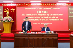 Đồng chí Lê Minh Hưng, Ủy viên Bộ Chính trị, Bí thư Trung ương Đảng, Trưởng ban Tổ chức Trung ương, Trưởng đoàn kiểm tra, phát biểu tại hội nghị 