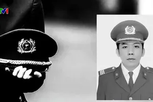 Đồng chí Nguyễn Ngọc Minh Nhật được thăng quân hàm vượt cấp. Ảnh: VTV