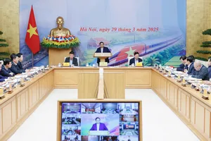 Thủ tướng Phạm Minh Chính chủ trì và phát biểu tại cuộc họp. Ảnh: VIẾT CHUNG