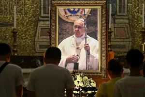 Giáo hoàng Francis qua đời ngày 21-4