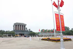  Lào gửi Điện mừng nhân 135 năm ngày sinh Chủ tịch Hồ Chí Minh