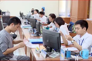 Thủ tướng yêu cầu tập trung tháo gỡ khó khăn, vướng mắc trong thực hiện thủ tục hành chính