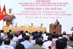 Thủ tướng chủ trì phiên họp Ban Chỉ đạo về KH-CN, đổi mới sáng tạo, chuyển đổi số. Ảnh: VIẾT CHUNG