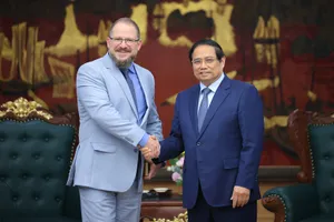 Thủ tướng Phạm Minh Chính tiếp ông Cristiano Amon, Chủ tịch kiêm Tổng Giám đốc điều hành tập đoàn Qualcomm