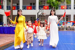 Chính phủ quyết định tiếp tục giữ ổn định mức học phí, lộ trình học phí 