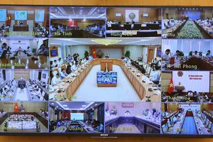 Phó Thủ tướng Trần Hồng Hà, Phó Trưởng ban Thường trực Ban Chỉ đạo phòng thủ dân sự quốc gia chủ trì cuộc họp về ứng phó với cơn bão số 11