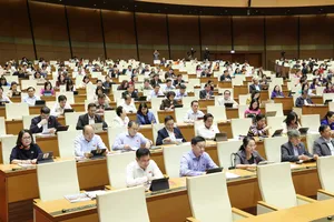 Các đại biểu dự họp Quốc hội. Ảnh: QUANG PHÚC