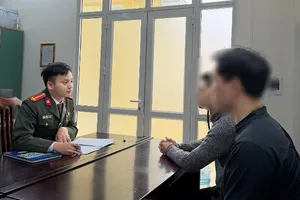 Phòng An ninh chính trị nội bộ, Công an TP Hà Nội xử phạt vi phạm hành chính đối với 2 trường hợp đăng tải thông tin sai sự thật trên mạng xã hội