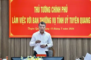 Thủ tướng Lê Minh Hưng làm việc với Ban Thường vụ Tỉnh ủy Tuyên Quang chiều 15-7. Ảnh: Thanh Hoa