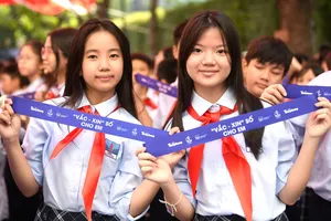 Các em học sinh tham gia diễn đàn “Điều em muốn nói 2026” với chủ đề “Vaccine số cho em”. Ảnh: DƯƠNG TRIỀU