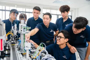 Bộ GD-ĐT ban hành mức điểm xét hưởng chính sách học bổng đối với 15 nhóm ngành then chốt. Ảnh: TRẦN MẠNH