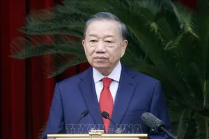 Đồng chí Tổng Bí thư, Chủ tịch nước Tô Lâm phát biểu khai mạc Hội nghị Trung ương 4 khóa XIV. Ảnh: TTXVN