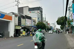 TPHCM, Nam bộ tiếp tục xuất hiện những cơn mưa trái mùa