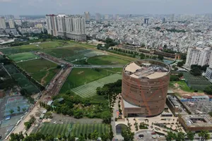 Khu đô thị tại phường Phú Thọ, TPHCM. Ảnh: HOÀNG HÙNG