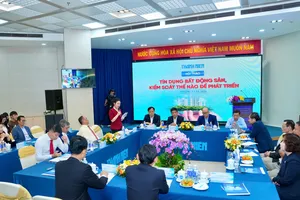 Quang cảnh hội thảo “Tín dụng bất động sản, kiểm soát thế nào để phát triển”. Ảnh: TH