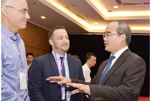 Cần chia sẻ cả thất bại trong quá trình khởi nghiệp