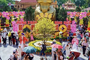 TPHCM đón 4,32 triệu lượt khách, doanh thu vượt 12.150 tỷ đồng