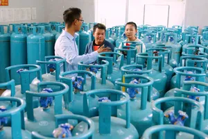 Giá gas tăng từ 1-10, một số loại bình 12kg tăng 20.000 đồng