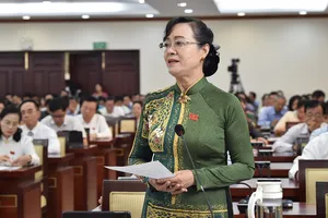 Đại biểu HĐND TPHCM đề xuất nhiều giải pháp để doanh nghiệp “sống lại” sau dịch Covid-19