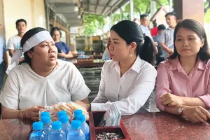Hỗ trợ nạn nhân trong vụ cháy ở phường Bình Lợi Trung, TPHCM 
