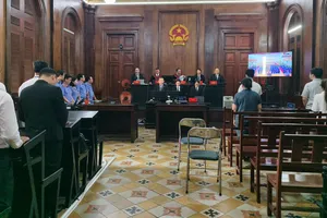 Tòa tuyên án 6-8 năm tù với người mẫu An Tây, ca sĩ Chi Dân và Nguyễn Đỗ Trúc Phương