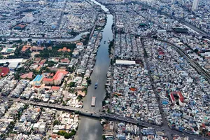 Ước mong an cư của người dân ven kênh Đôi
