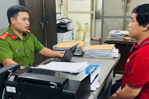 Chiêm Tiền Định tại cơ quan công an. Ảnh: CA cung cấp 