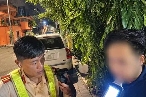 Một tài xế xe công nghệ vi phạm nồng độ cồn "kịch khung"