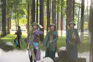 Bộ sưu tập áo dài về người lính ra mắt trong buổi giới thiệu