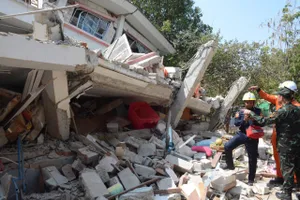 Lực lượng cứu hộ, cứu nạn Việt Nam tiếp cận hiện trường bị ảnh hưởng bởi động đất ở thủ đô của Myanmar