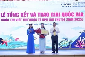Nữ sinh Đà Nẵng giành giải Nhất cuộc thi viết thư quốc tế UPU 2025