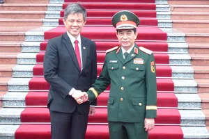 Việt Nam – Singapore tăng cường hợp tác quốc phòng tin cậy, toàn diện, thực chất