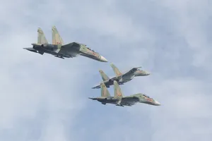 “Hổ mang chúa” Su-30MK2 luyện tập cho nhiệm vụ A80