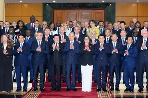 Tổng Bí thư Tô Lâm tiếp trưởng đoàn các nước tham dự Lễ mở ký Công ước Hà Nội