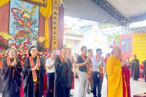 义安会馆启建盂兰普度胜会功德道场