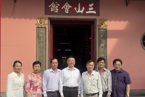 中国驻胡志明市总领事唐立到访三山会馆