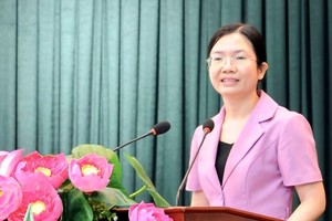 平仙坊推选华人干部王青柳参选第十六届国会代表。