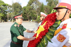 多项缅怀致敬活动在昆仑岛举行 
