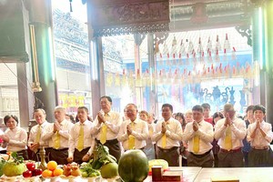 穗城会馆岁暮祭圣派“阿婆”利是