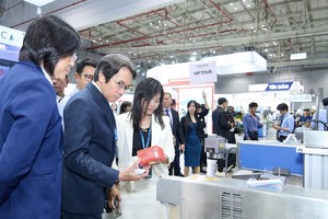 上一届的展会。