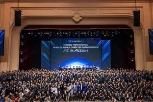 500名学员正式加入2万名AI人才培训项目。