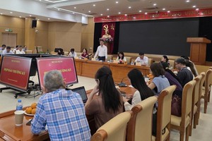 建设部于4月9日下午召开例行新闻发布会。