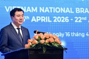 工商部副部长阮生日新在开幕式上致辞。（阮南摄）