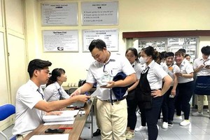 胡志明市某公司安排员工额外放假3天并照领全薪。