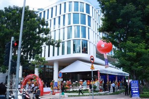胡志明市创新创业中心（SIHUB）大楼规模近1.7万平方米，按照公私合作（PPP）模式投入运营。
