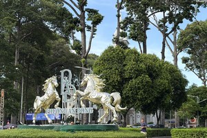 安东坊获认定为无毒品坊 。 图：趣儿