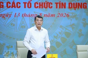 越南政府总理黎明兴主持同越南国家银行及信贷机构体系的工作会议。图自越通社